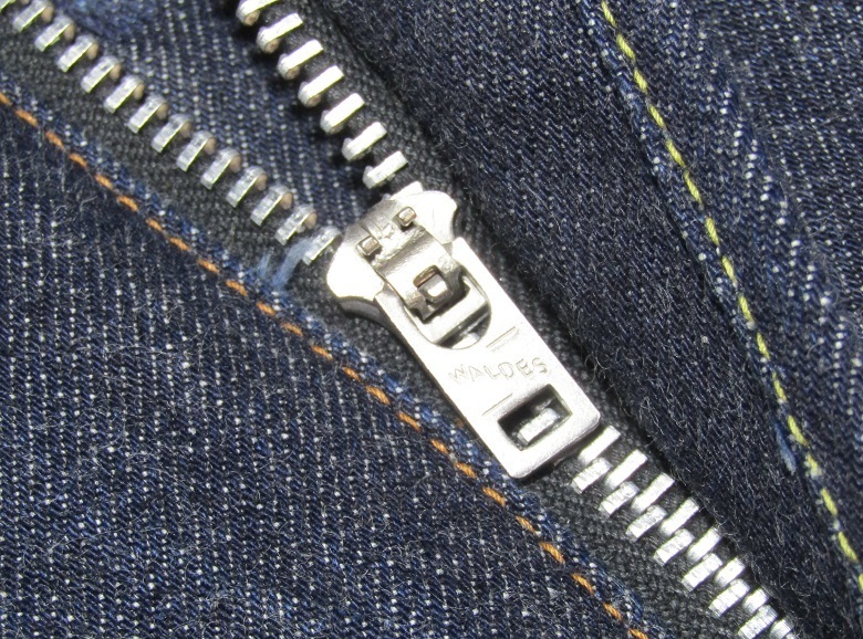 ボタンフライをファスナーに